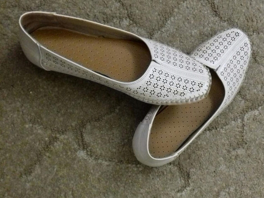 Лайфхак: как сохранить обувные стельки чистыми