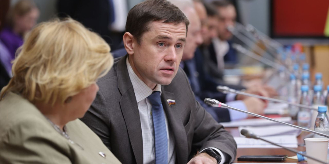 ‌Аксёненко попросил Фалькова помочь Клубу юных техников в Академгородке