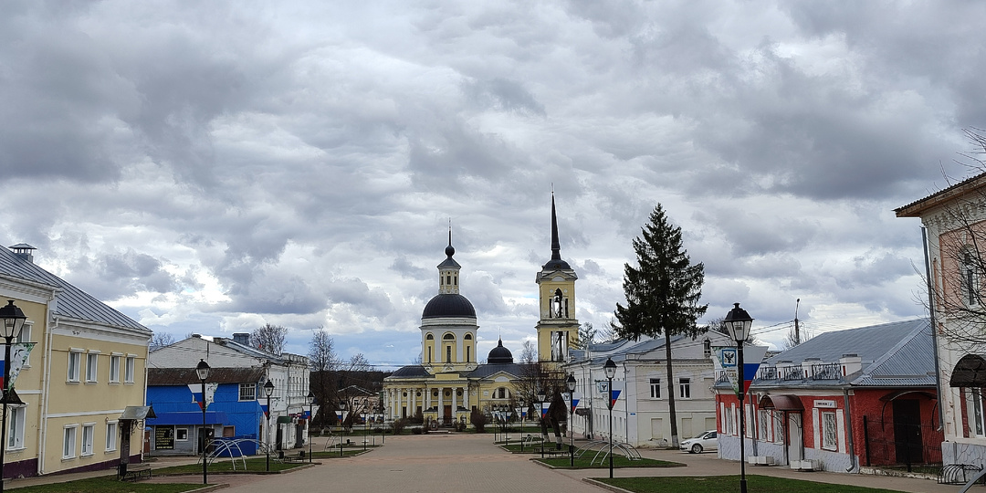 Мосальск - небольшой и очень аккуратный древний город