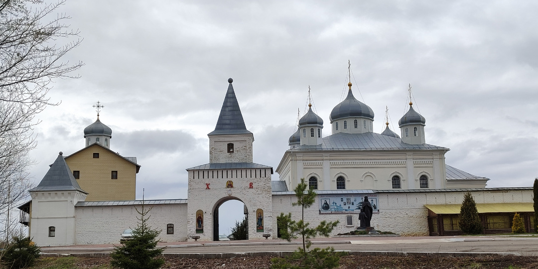 Свято-Георгиевский Мещовский монастырь - обитель, давшая благословление первой русской царице