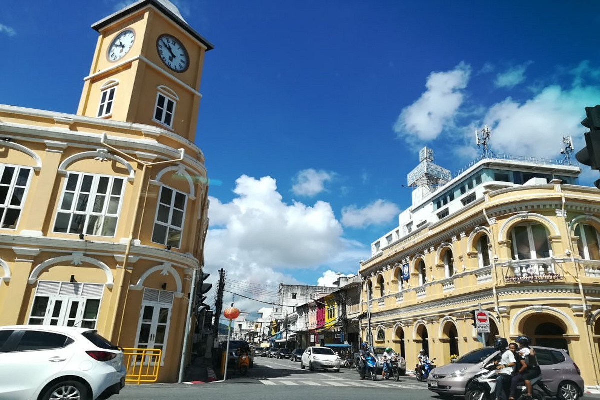 V9MR+C8 Пхукет, Столичный ампхе Пхукет, Пхукет