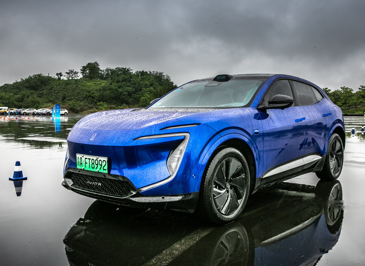 Новый Avatr 07 скоро появится на российском рынке с локализованной сборкой