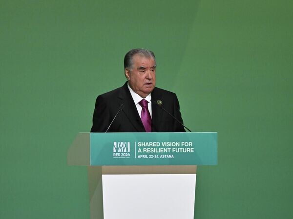 Рахмон: таяния ледников вызывают стихийные бедствия во всем мире