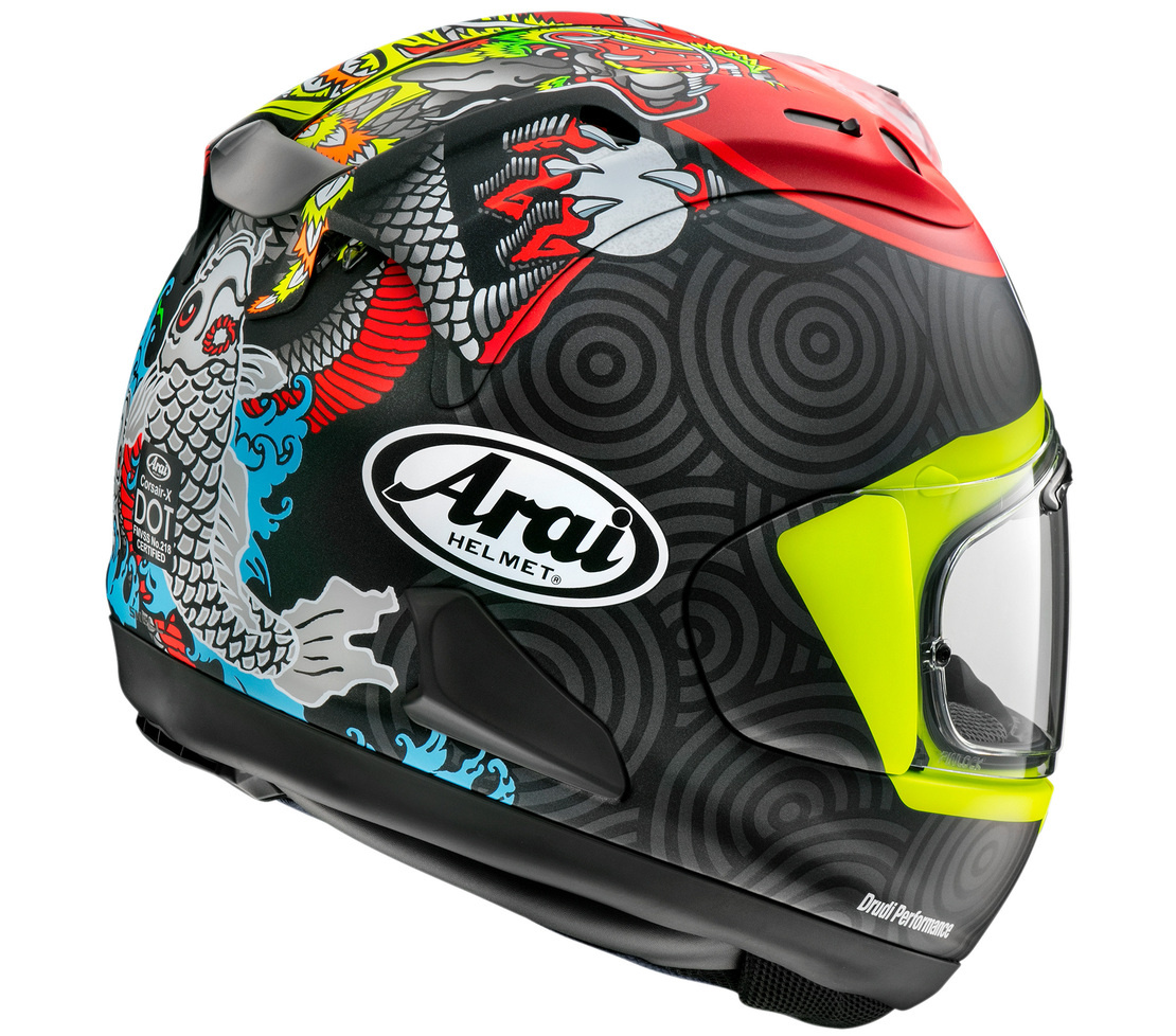 ARAI RX-7X TATSUKI FROST - дизайн этого шлема назван в честь японского мотогонщика Тацуки Судзуки.