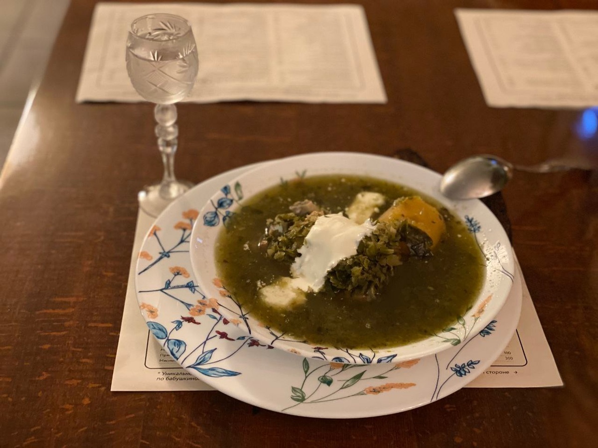 Серые щи в петербургской рюмочной «Синичка»