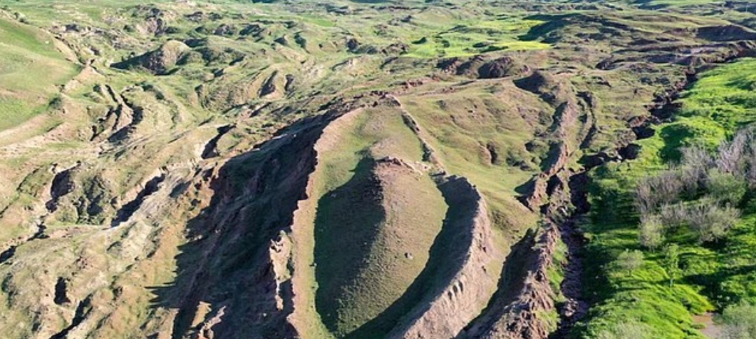 Георадары обнаружили под горой Арарат сеть туннелей и камер которые в точности повторяют внутреннюю структуру Ноева ковчега