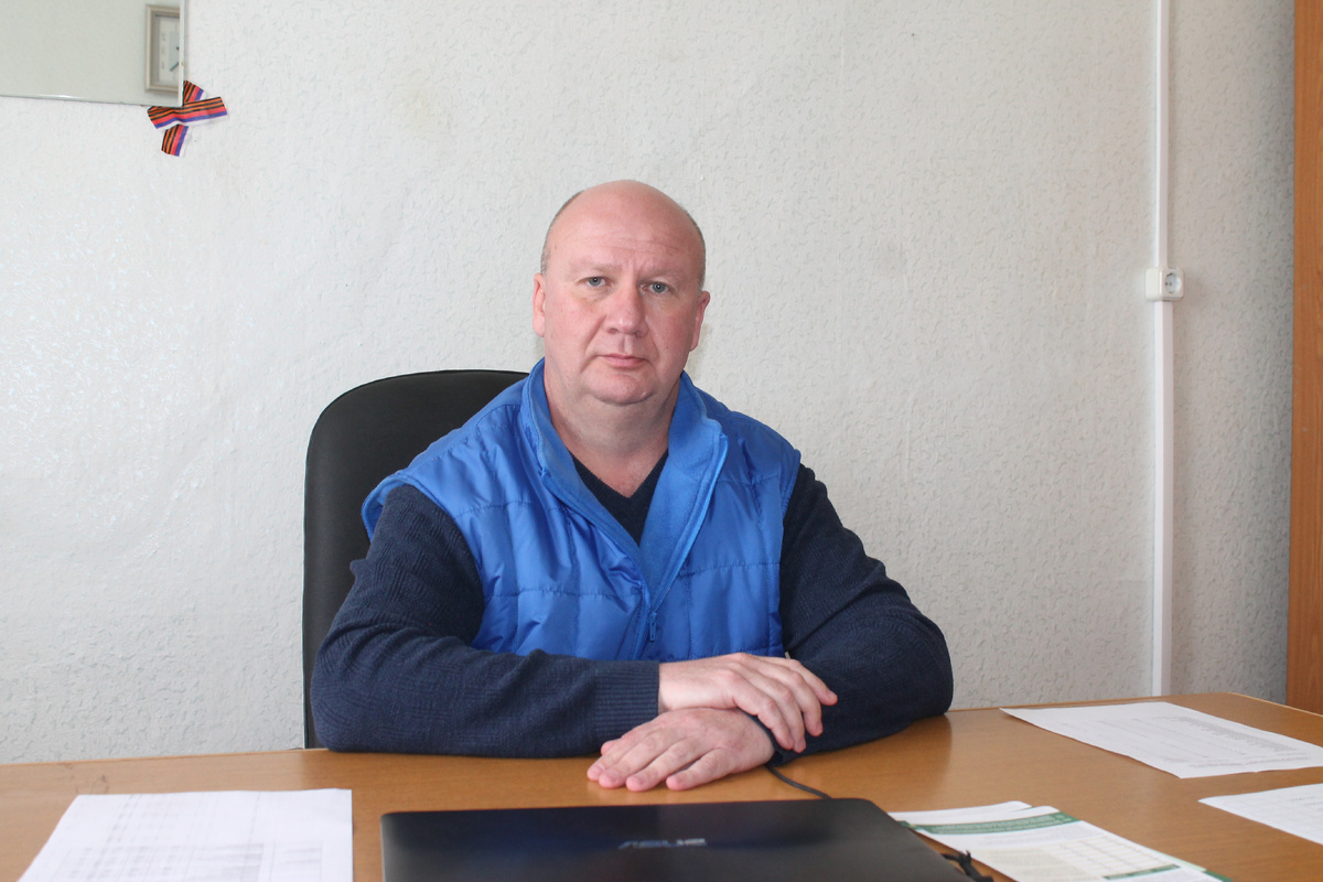  Заведующий станцией скорой медицинской помощи Мостовской ЦРБ Антон Овсянников.
