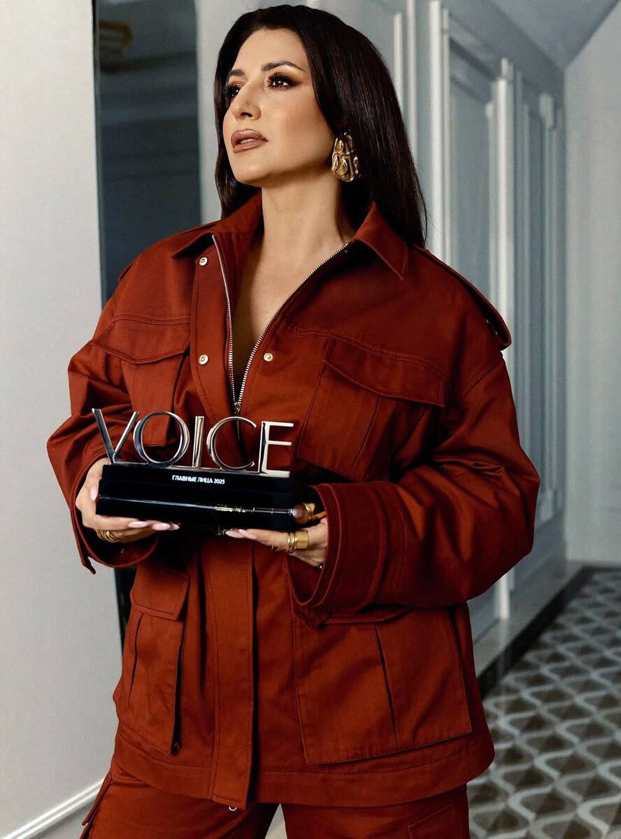    Жасмин является лауреатом премии VOICE «Главные лица» в категории «25 лет на сцене»Соцсети Жасмин