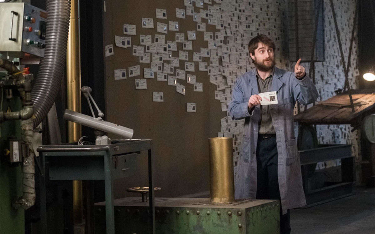 Кадр из сериала "Чудотворцы"