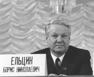 «Это катастрофа!»: как отреагировал нарком Каганович, увидев Ельцина по телевизору