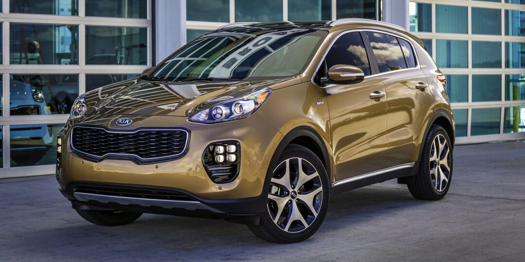 Названы самые популярные в России автомобили с пробегом за 2 млн рублей. Список