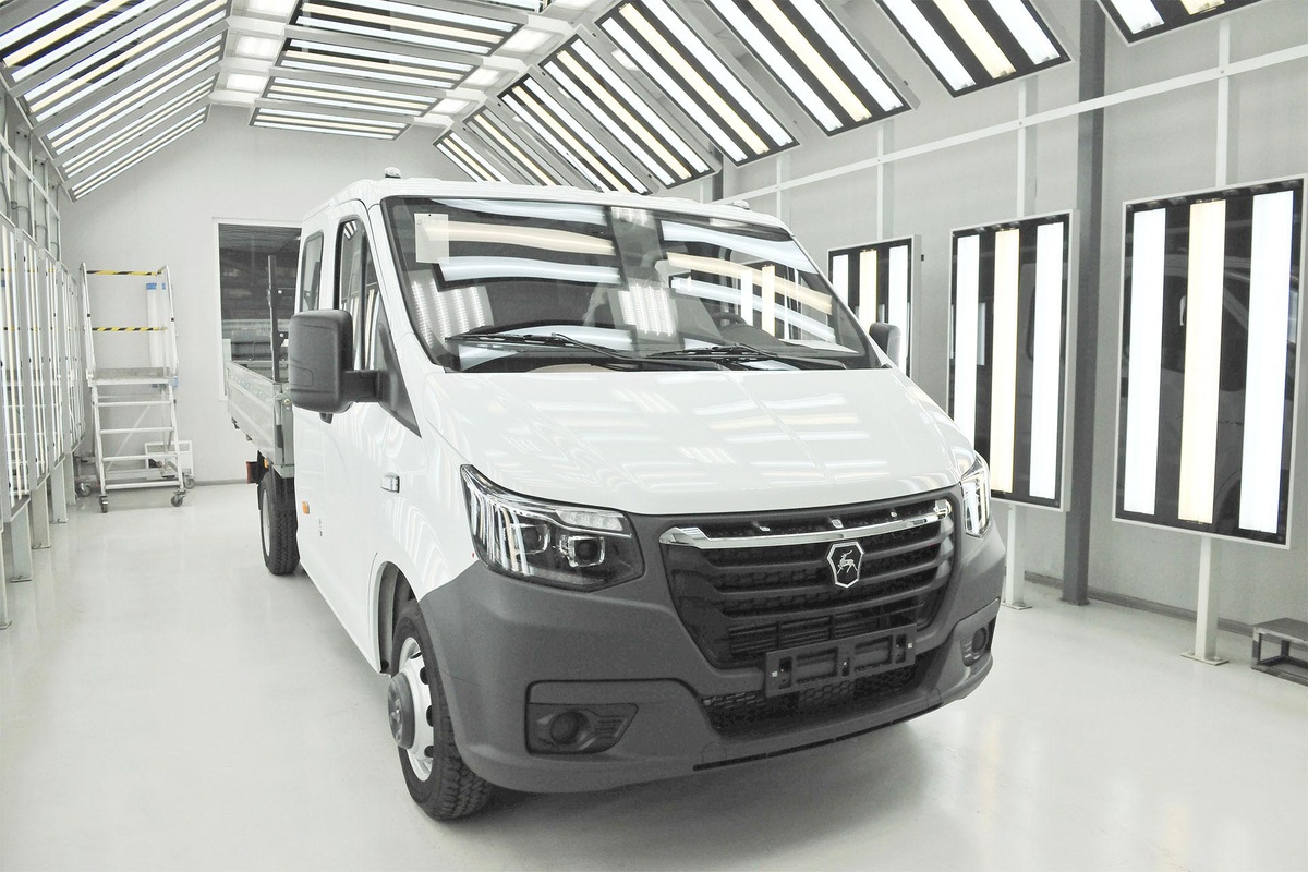 Световой тоннель для проверки несоответствий на лакокрасочном покрытии