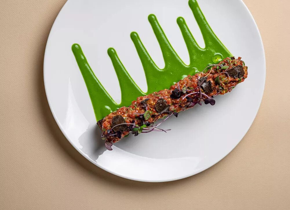    Куда пойти в конце апреля: Сергей Мазаев, Валерий Сюткин, звездные шеф-повара и очень много мяса