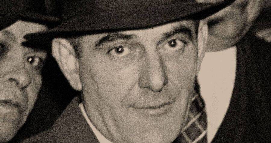 Виктор Люстиг