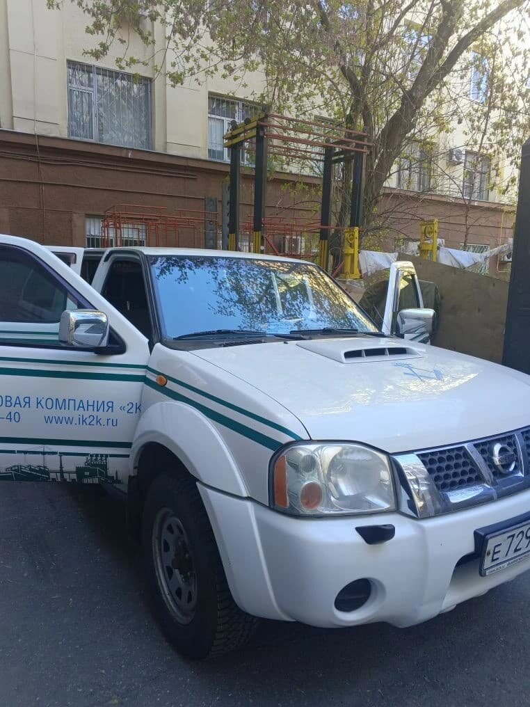 Фото: подготовка автомобиля к выезду