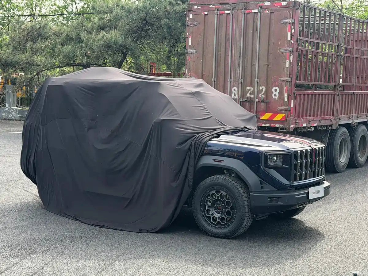    Кроссовер имеет несущий кузов