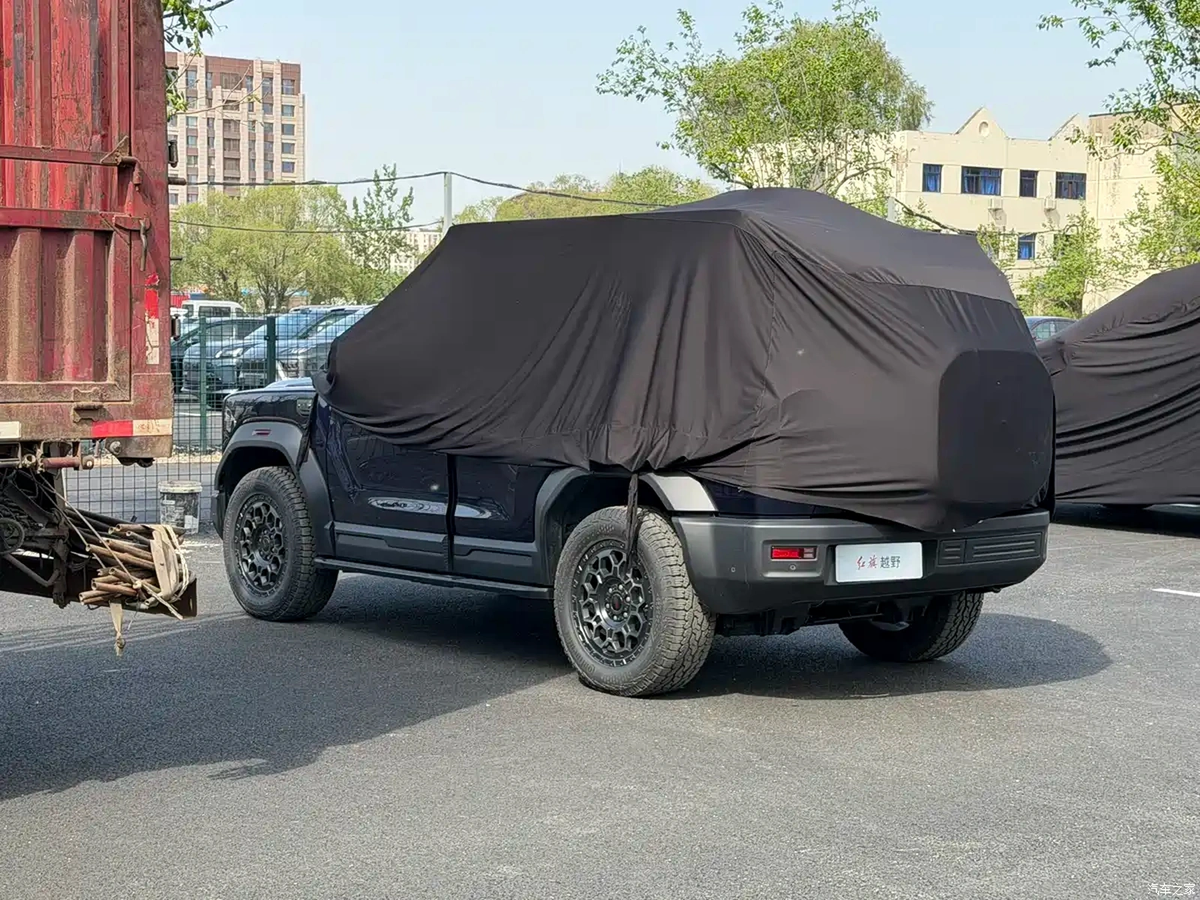    На крыше у кроссовера размещен лидар