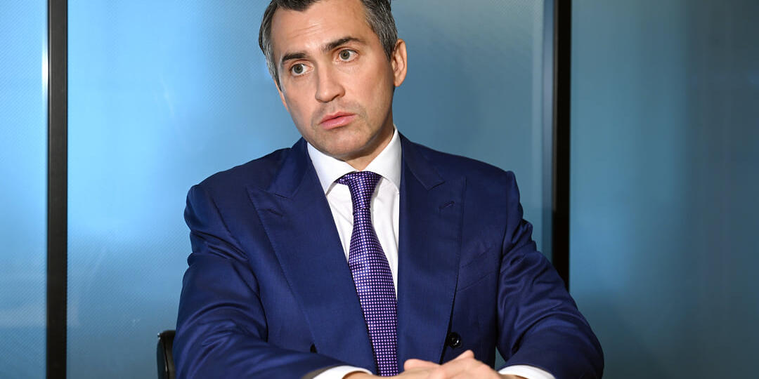 Похищенное отмыли в дивидендах