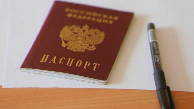    Иллюстрация к материалу: Что можно и нельзя брать на ЕГЭ: объясняет заслуженный учитель