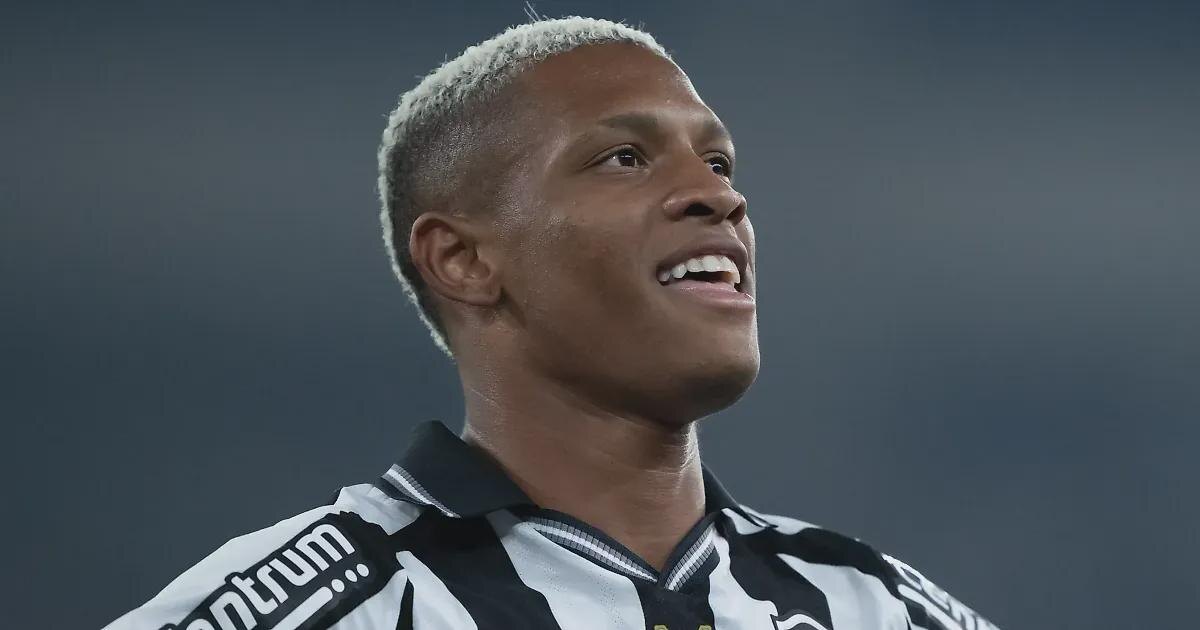 Данило дос Сантос 