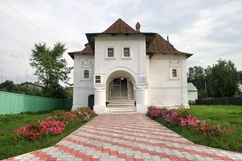 Дом купца Опарина, сейчас в нем ЗАГС.