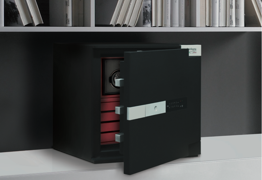 Brixia Uno 2 Black: разработка с нуля и весь цикл производства – Bordogna (Северная Италия)