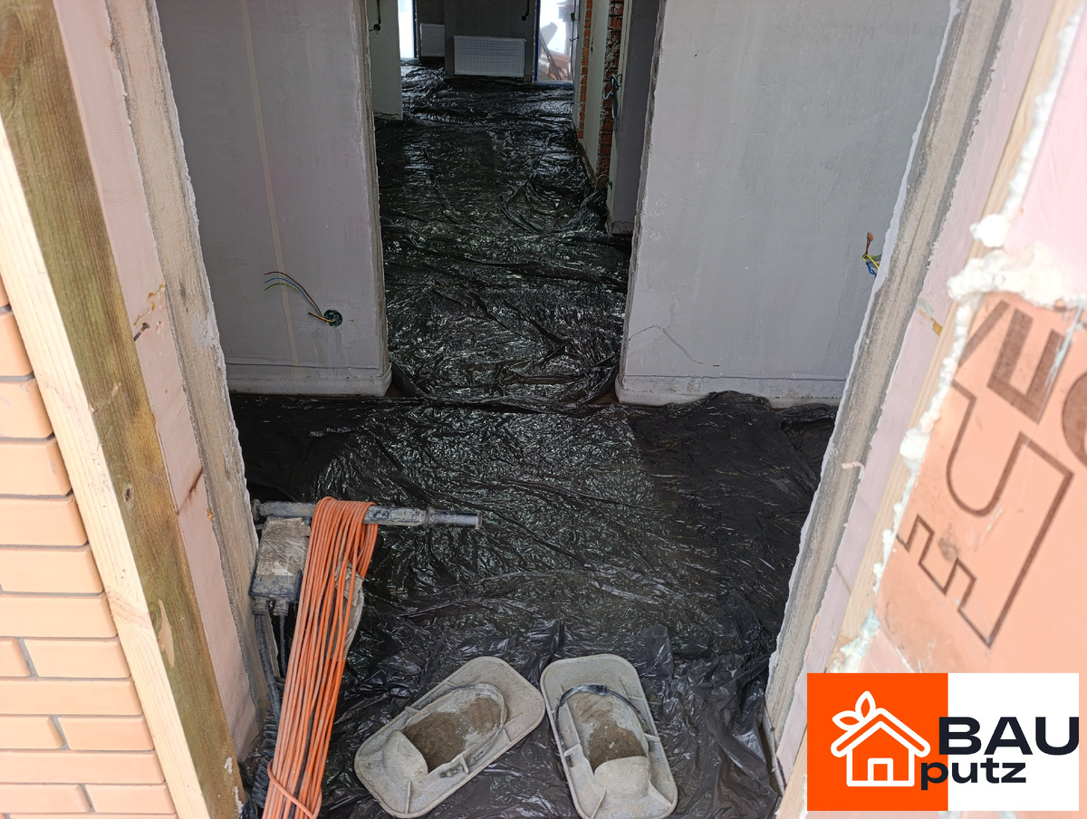 Созревание полусухой стяжки пола