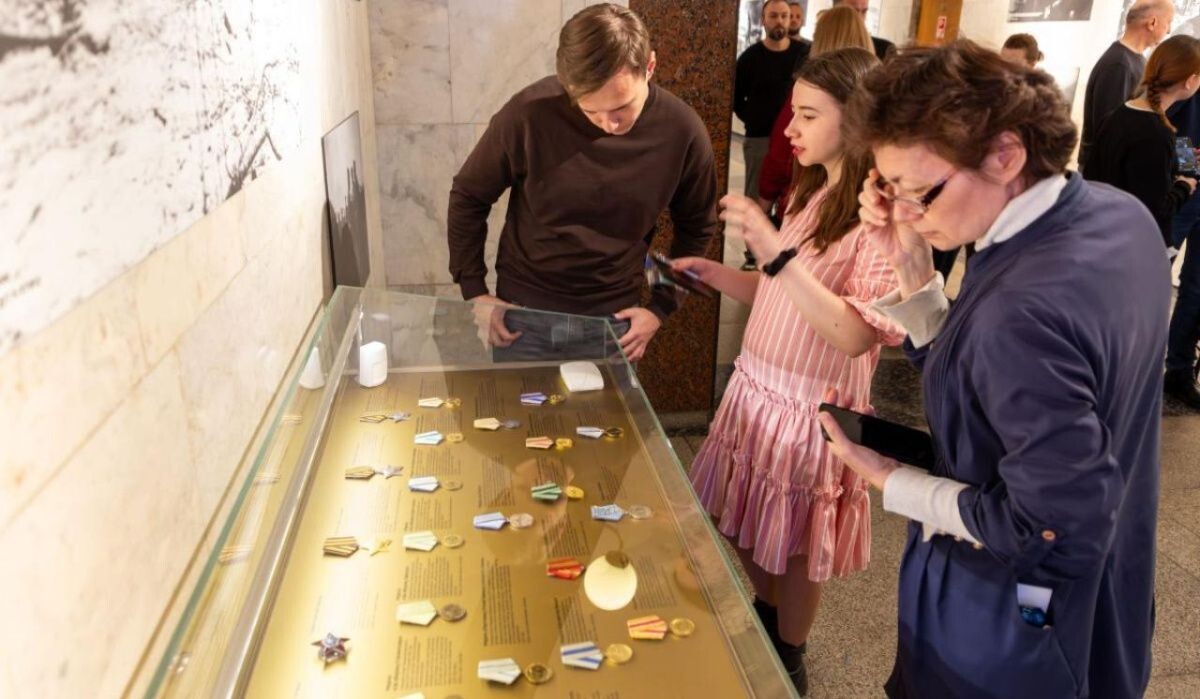     Выставка «Признание мужества» в Музее Победы Источник: victorymuseum.ru Автор фото: Пресс-служба Музея Победы