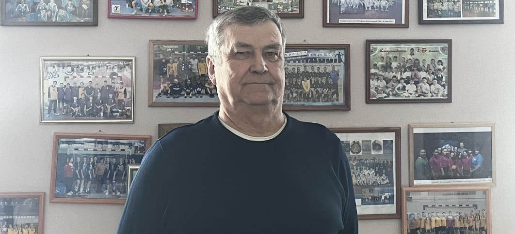 "Дети видят глаза тренера, если в них пустота — ничего не получится". Николай Власов — о становлении гандбольной школы в Челябинске