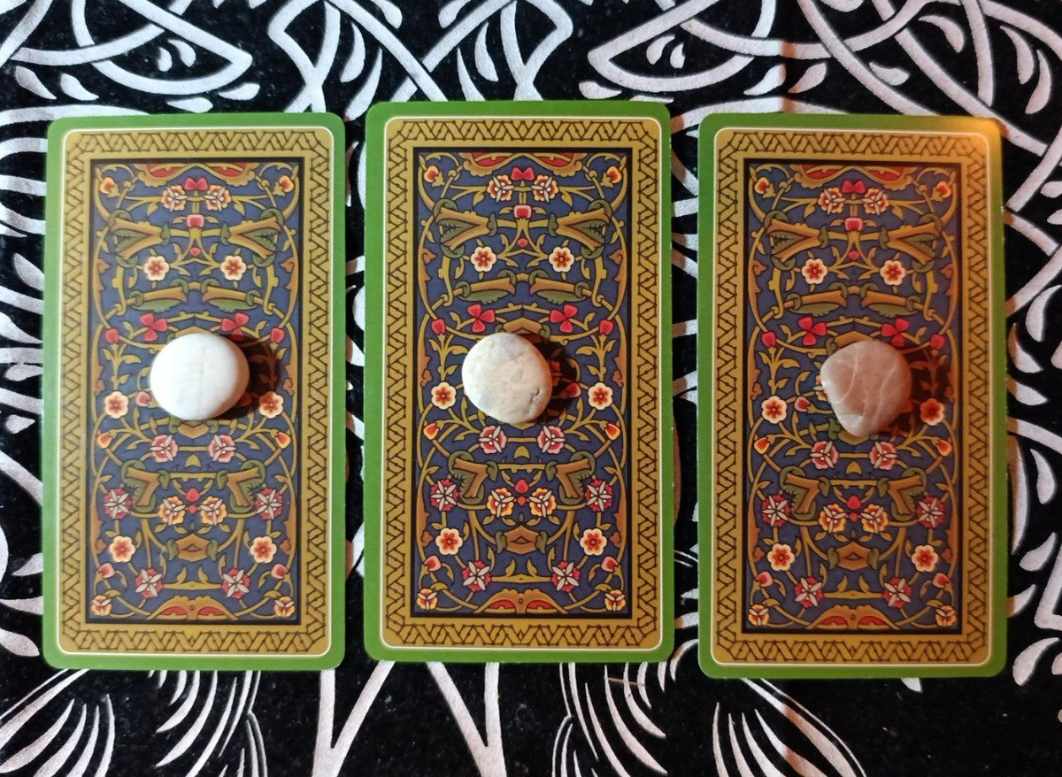 💞 Расклад Что ваш партнёр говорит вам внутри себя 💬🔮