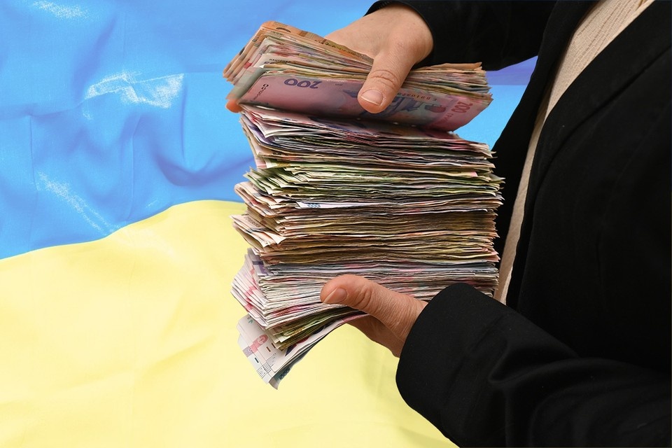    Более половины кредита европейцев должно пойти на нужды ВСУ, остальное - на латание дыр в «гражданском» бюджете Украины. Фото: ja-aljona/Shutterstock/Fotodom