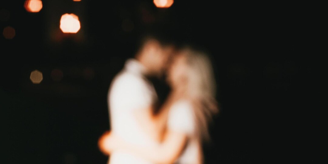 Психологи объяснили, почему россияне все чаще ходят на быстрые свидания