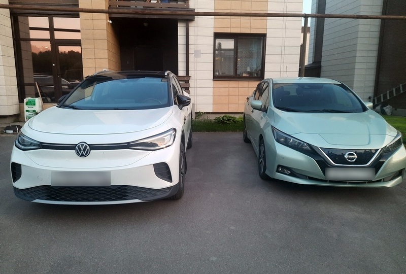 Nissan Leaf vs Volkswagen ID.4 Crozz - какой электрокар лучше?