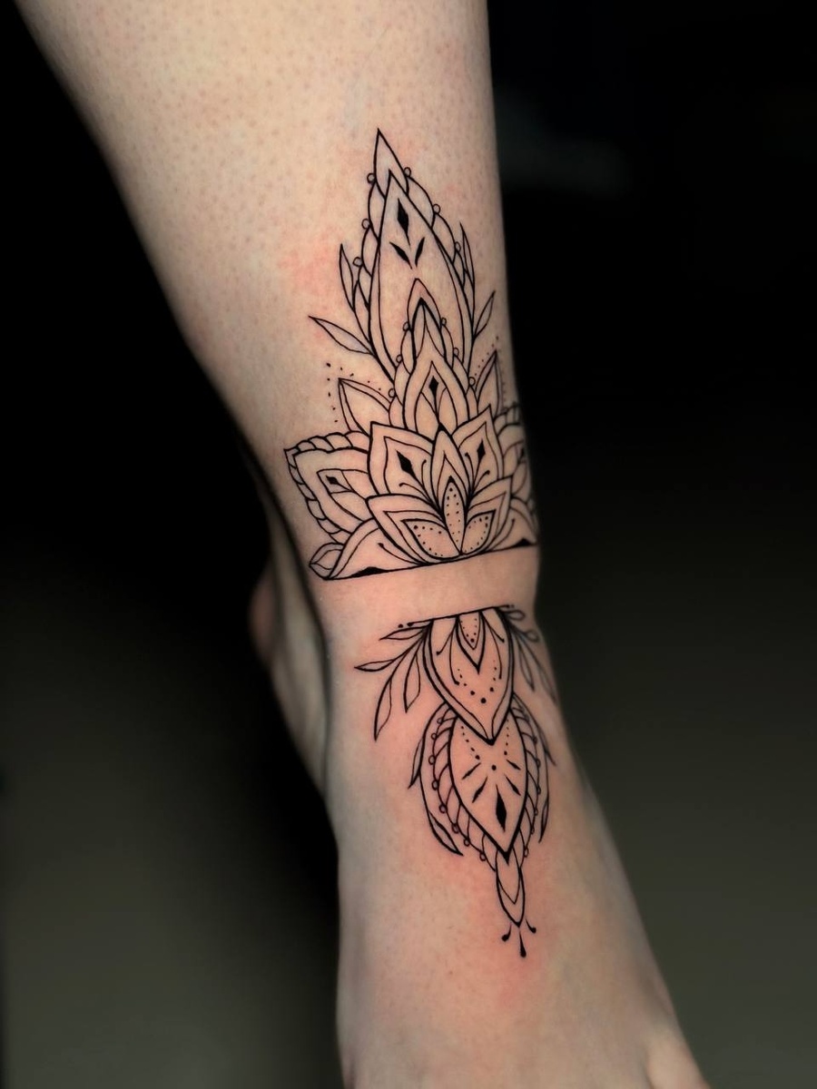 Женская татуировка в Москве