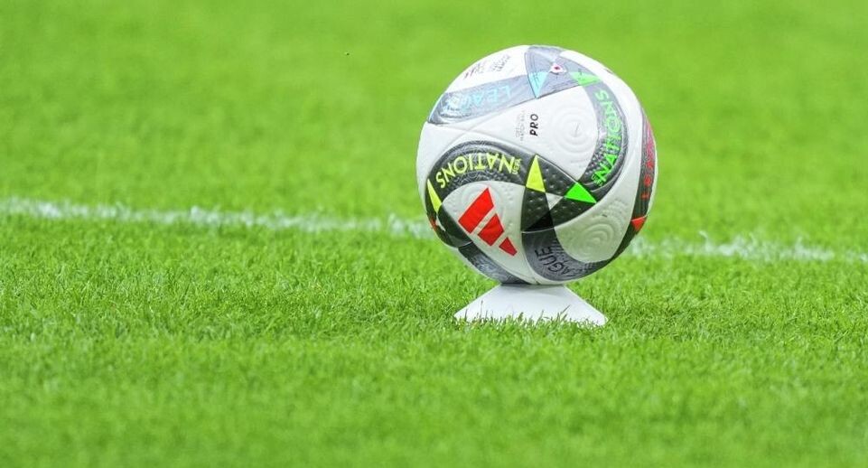 Футбольный клуб «Челси» уволил главного тренера Лиама Росеньора