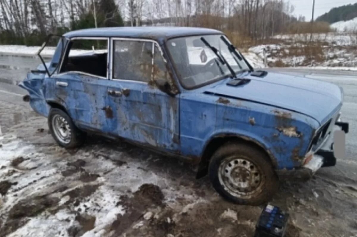    Автомобиль закрутило и выкинуло с дороги.