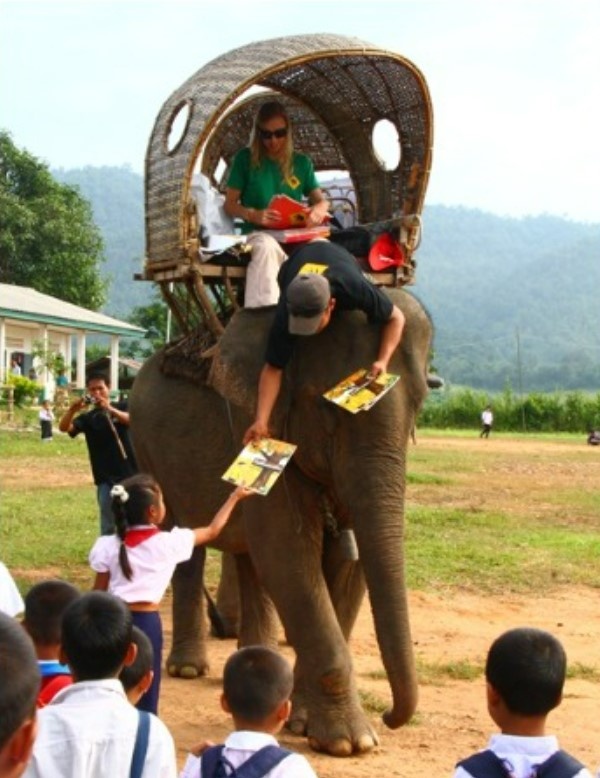 Библиотечный слон в Таиланде