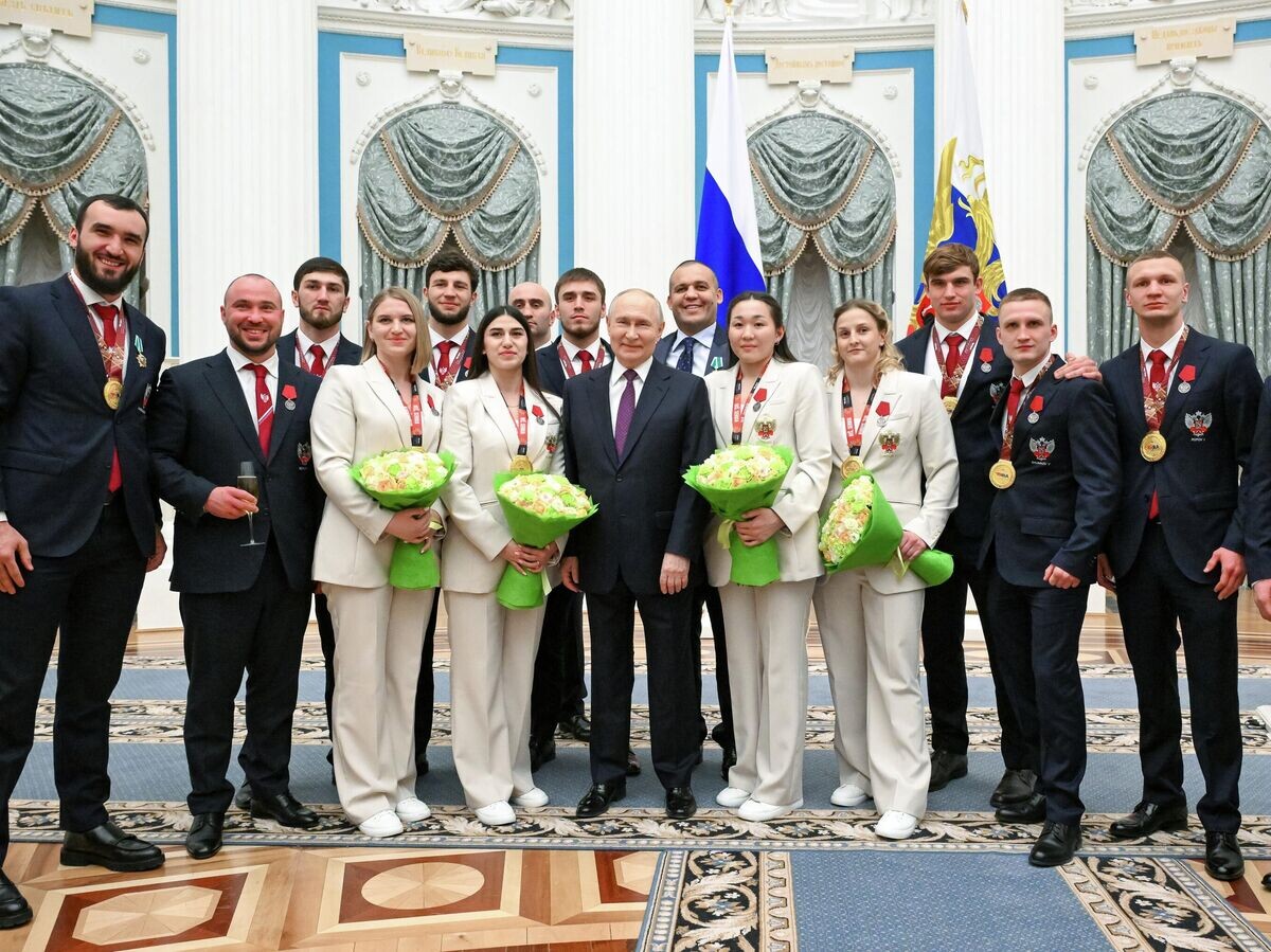    Президент Росси Владимир Путин на встрече со спортсменами и представителями Федерации бокса России | © РИА Новости / Кристина Соловьёва