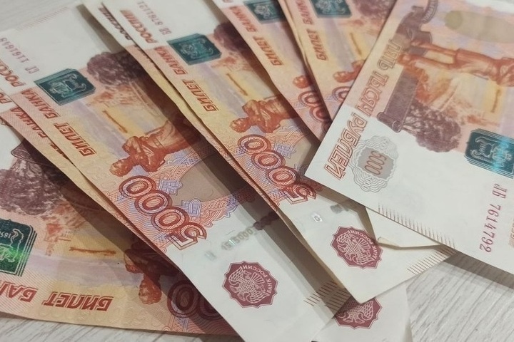 14-летняя школьница из Струнино занималась вымогательством