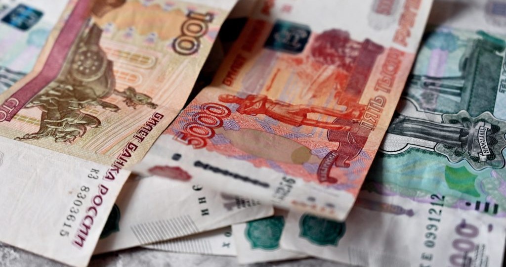 Российские банки стали повышать ставки по долгосрочным вкладам