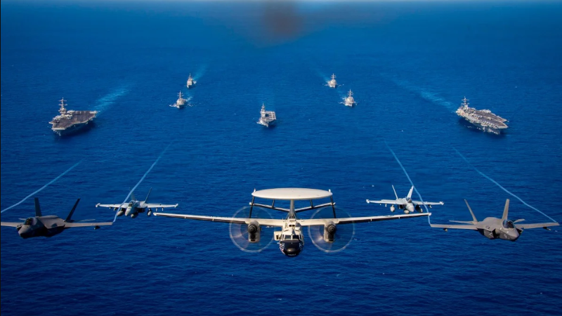 Fox News: на Ближний Восток прибывает третий американский авианосец