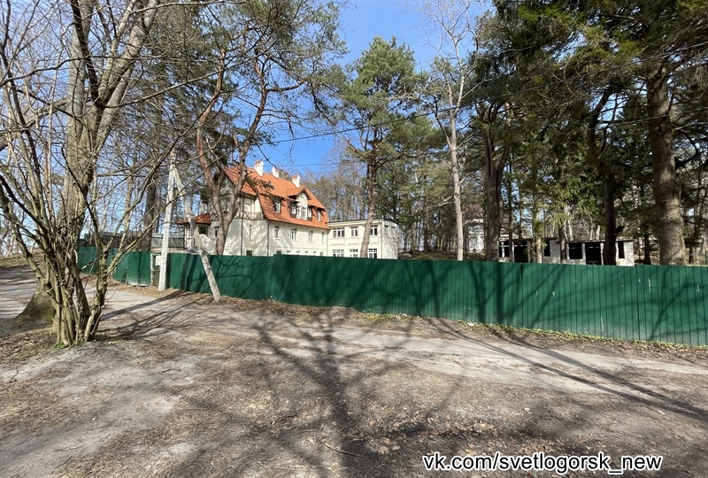 Что строят возле спуска на городской пляж в Светлогорске