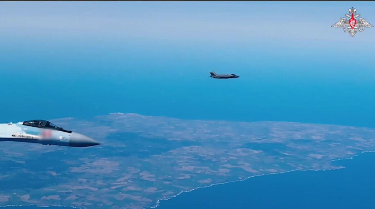    скриншот видео с телеграм-канала Министерства обороны России