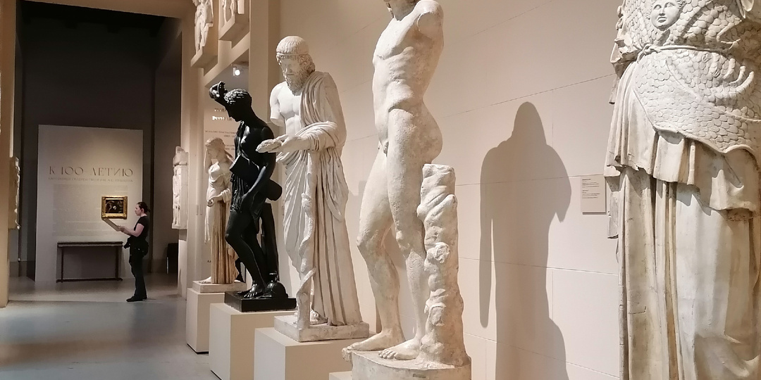 Фоторепортаж из государственного музея изобразительных искусств имени А. С. Пушкина