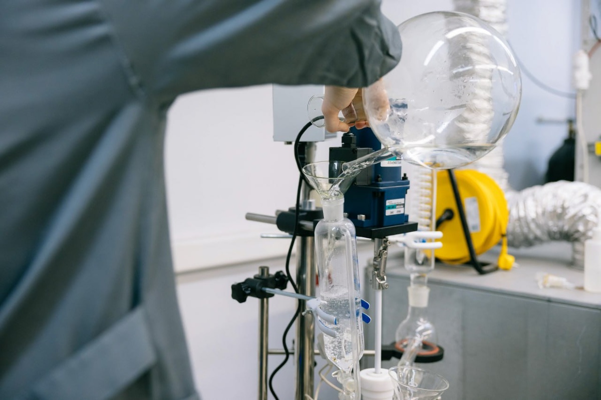 Фото: ИХТЦ при ТГУ На производственной линии в ИХТЦ