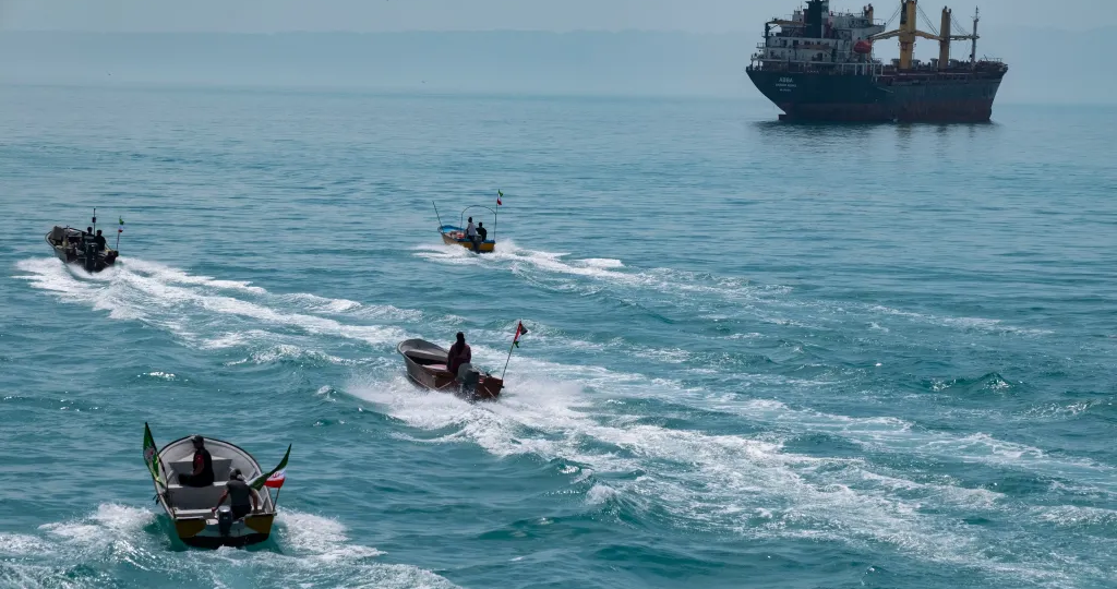 Мошенники в Ормузском проливе