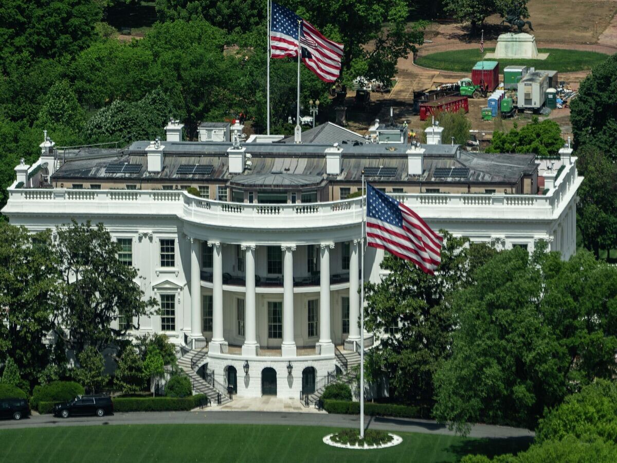    Здание Белого дома в Вашингтоне | © AP Photo / Julia Demaree Nikhinson