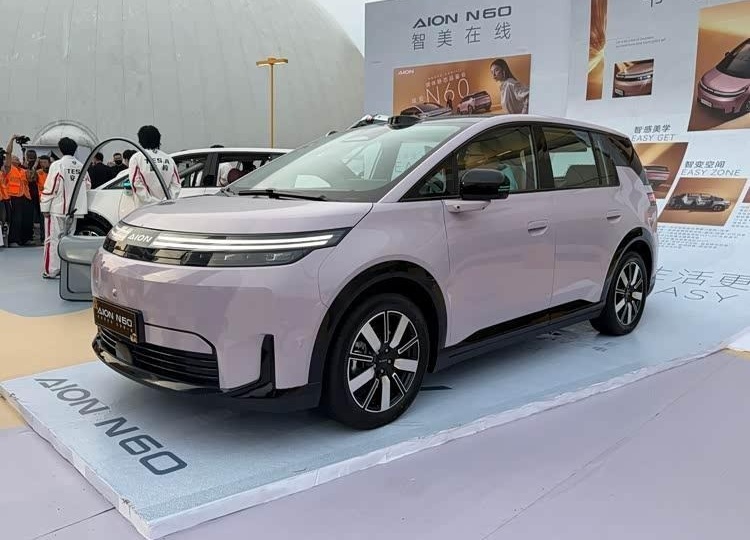 🔥 НОВЫЙ УМО 5 за 1,38 млн рублей, с запасом хода до 610км, автопилотом и «нулевой гравитацией»