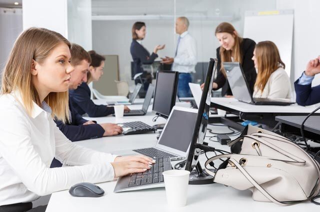 Что такое эффект «офисных ягодиц»?