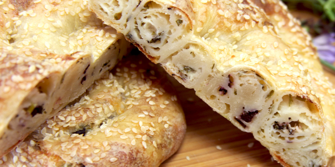 Вертута с творогом и зеленью